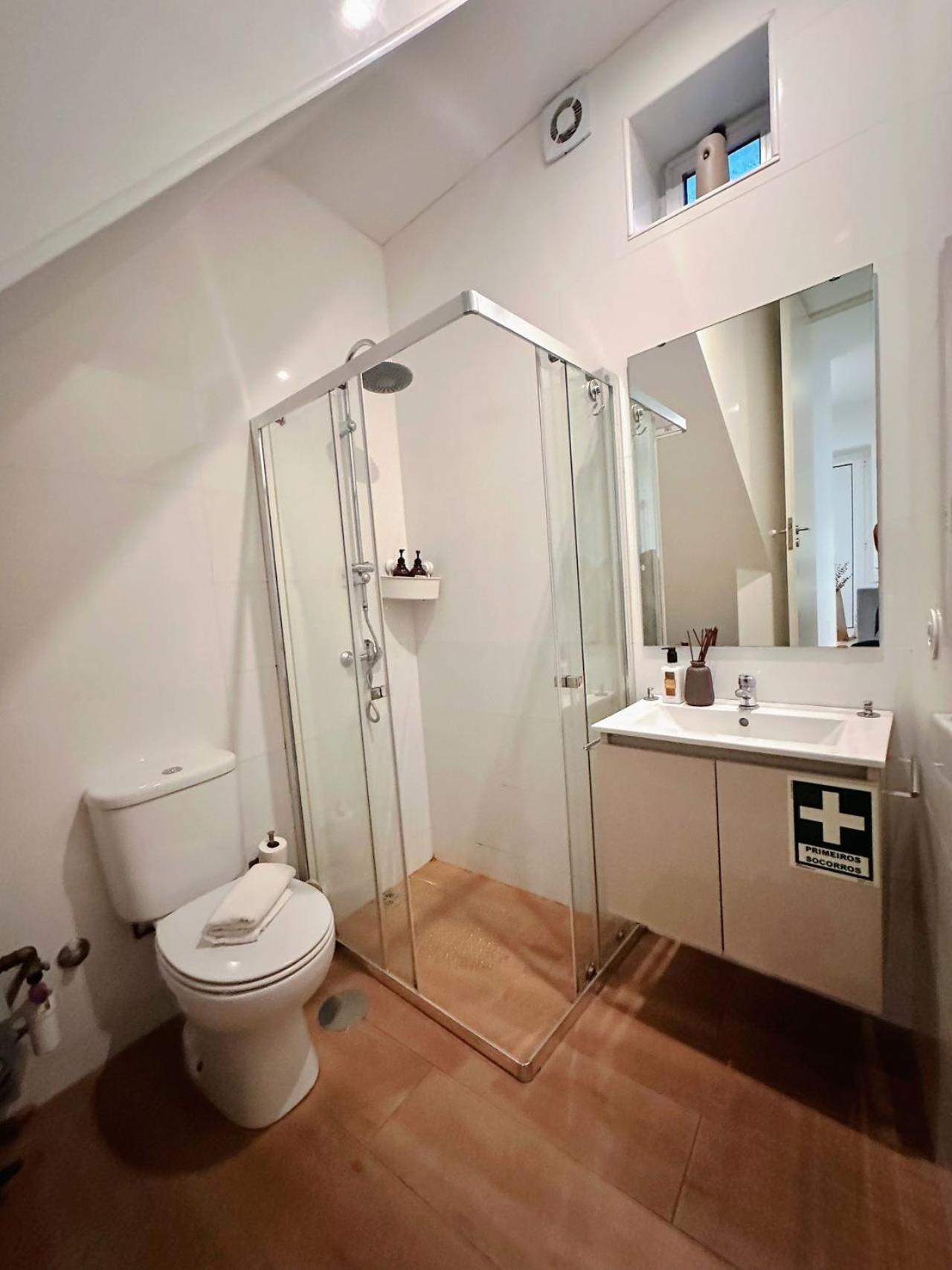 Downtown A Whole House Duplex Designed For Remote Work And Near Metro Lapa Hotell OOporto Exteriör bild